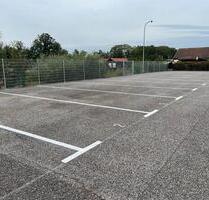 Parkplatz für Wohnwagen ( Wohnmobil , Bootsanhänger ) - Parkstetten