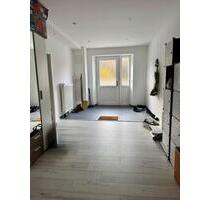 Moderne 3 - Zimmer - Einliegerwohnung mit Terrasse - Hof Altstadt