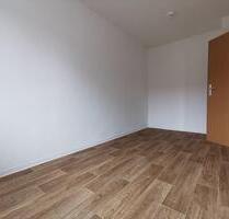 * Roßlau * Balkonwohnung * einzugsbereit * - Dessau-Roßlau Brambach
