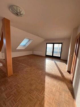 Foto - 2.5 Zimmer Dachgeschoßwohnung zur Miete in Balingen
