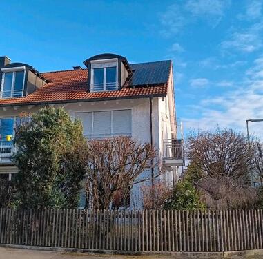 Foto - Einfamilienhaus mit großen Garten