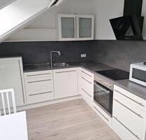 Helle, moderne 3 Zi-DG-Wohnung - 890,00&nbsp;EUR Kaltmiete, ca.&nbsp; 66,00&nbsp;m&sup2; in Duisburg (PLZ: 47239) Rheinhausen