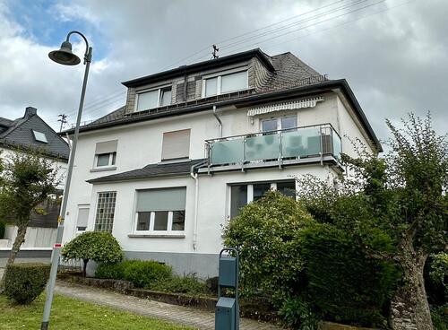 Foto - ... sanierte Erdgeschosswohnung in Emmelshausen zu vermieten.