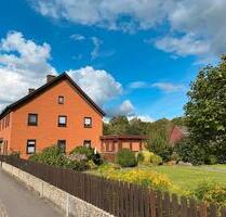 Besonderes Hausensemble mit Baugrundstück in Coppenbrügge