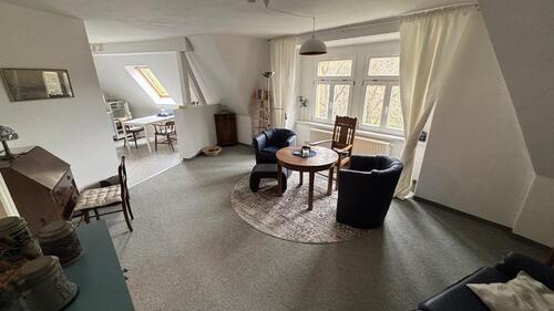Foto - Helle Dachgeschosswohnung mit Panoramablick – 2 Zimmer, 68 m²