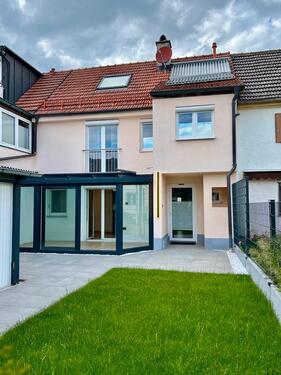Foto - Reihenhaus mit Garten und Garage in LL-Ost