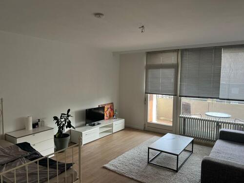 Foto - Ein Zimmer Apartment zur Zwischenmiete. Parkplätze und Balkon