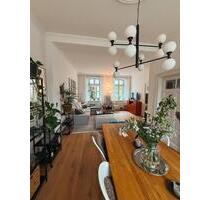 Altbauwohnung mit Terrasse, Kaminofen & Parkplatz, zentral in AUR - Aurich