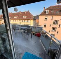 Schöne offene 2,5 Zimmer Wohnung im DG - Stuttgart Bad Cannstatt