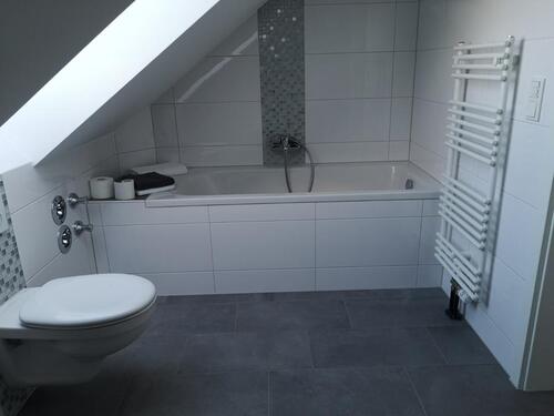 Foto - Dachgeschosswohnung zur Einzelnutzung