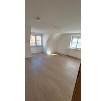 Helle renovierte 2 Zimmer in Fußgängerzone Crailsheim