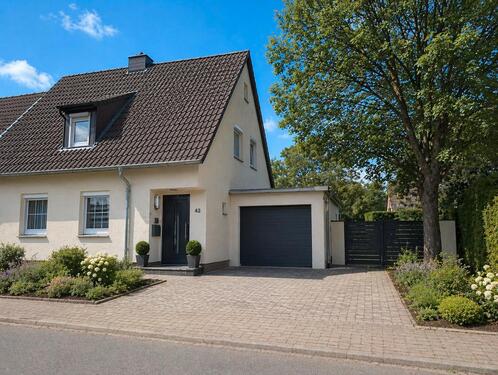 Foto - Doppelhaushälfte in ruhiger Lage - Erstbezug nach Sanierung