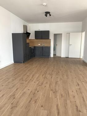 Foto - Geräumige 2-Zimmer-Wohnung in zentraler Lage