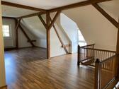 Foto - 2 Zi.Kü.Bad, 118qm, mit Garten und Stellplatz zentral + ruhig