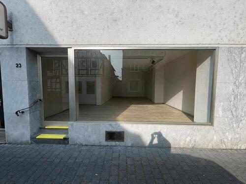 Foto - Gewerbeeinheit in Rhens – ca. 75 m² mit Schaufenster, WC, sofort