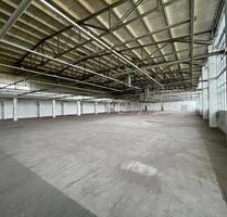 Günstige Lagerfläche 2000m² Halle Gewerbeobjekt nahe A4 in Glauchau bei Zwickau + günstiger Strom!