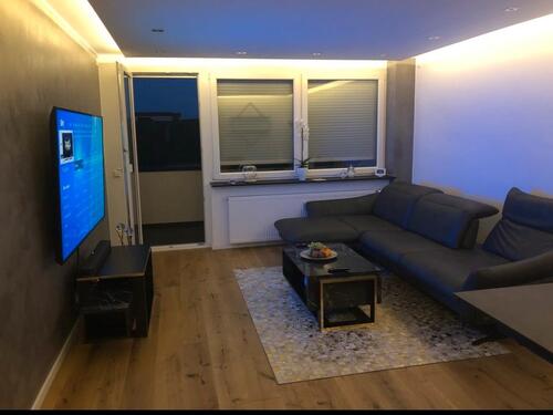 Foto - Moderne 3 Zimmer-Wohnung mit Abstellraum, Balkon und Stellplatz