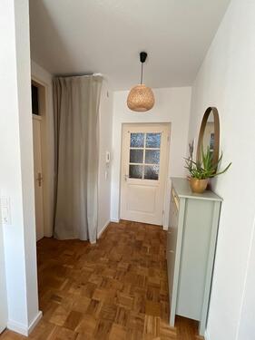 Foto - Möblierte 1-Zimmer Altbauwohnung in zentraler Lage