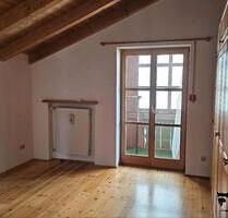 Großzügige 3-Zimmer-Wohnung - 1.380,00&nbsp;EUR Kaltmiete, ca.&nbsp; 86,00&nbsp;m&sup2; in Tuntenhausen (PLZ: 83104)