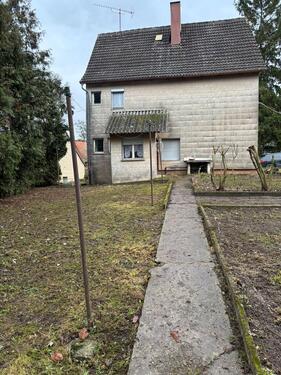 Foto - Älteres Haus mit unverbaubarem Blick