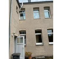 Haus mit Garten zu vermieten - 1.200,00&nbsp;EUR Kaltmiete, ca.&nbsp; 130,00&nbsp;m&sup2; in Peine (PLZ: 31226) Südstadt