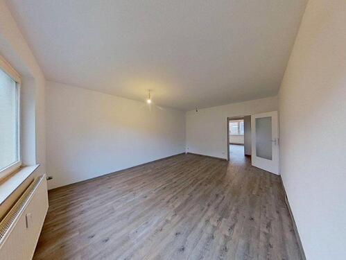 Foto - 2x 2 Zimmer im EG, Balkon, Tageslichtbad - nebeneinander gl. Haus