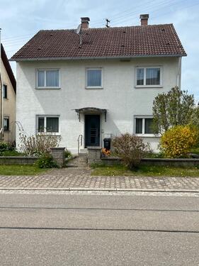 Foto - zweistöckiges Einfamilienhaus in Wippingen zu verkaufen