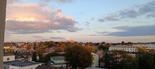 Foto - Provisionsfreie, sanierte 3ZKB, 74qm Whg. mit Loggia u Tiefgarage