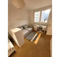 1-Zimmer-Wohnung Berlin - 780,00 EUR Kaltmiete, in Berlin (PLZ: 10319) Lichtenberg