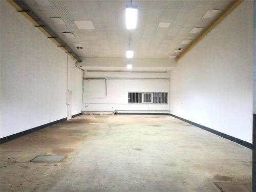 Foto - Lagerhalle Servicefläche Produktionsfläche