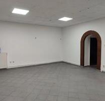 Große Gewerbefläche zur Miete - 1.584,00&nbsp;EUR Kaltmiete, ca.&nbsp; 18,00&nbsp;m&sup2; in Berlin (PLZ: 12459) Treptow-Köpenick