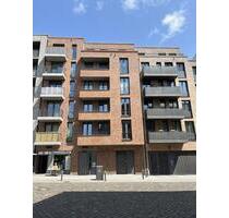Coole Wohnung, cooler Ausblick! Geräumige und helle zwei Zimmer Wohnung im Schlossquartier frei! - Kiel