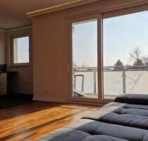 Lichtdurchflutete 2 Zimmer Wohnung - Berlin Steglitz-Zehlendorf