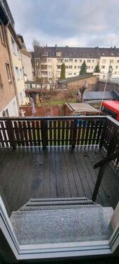 Foto - Du Kasslerfeld Geräumige 2,5 Zimmer Wohnung Balkon ruhige Lage