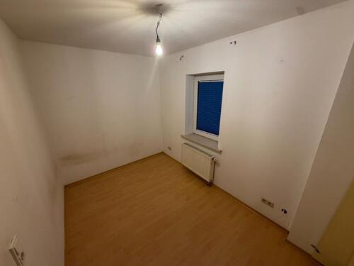 Foto - 1 Zimmer Etagenwohnung zur Miete in Rosbach vor der Höhe