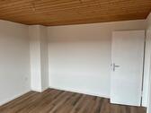 Foto - Schöne 3-Zimmer Dachgeschosswohnung in ALTENHAGEN zur Miete