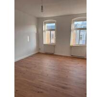 Lichtdurchflutete 4-Zimmer-Wohnung | 101m² | Loggia | Kernsaniert - Gera Alt-Bieblach
