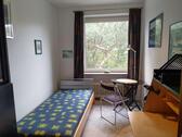 Foto - Mitbewohnerin 18-29 Jahre alt, für 1 möbliertes Zimmer 10 qm