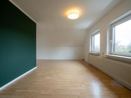 Foto - 3 Zimmer Dachgeschoßwohnung in Bargteheide