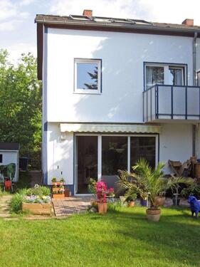 Foto - Reihenendhaus im grünen Zehlendorf