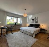 Erdgeschosswohnung mit Privatgarten, Stellplatz und Kellerraum! - Bonn Hardtberg