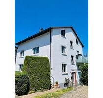 Schöne helle 3-Zi-Whg. mit Terrasse in Halbhöhenlage von Esslinge - Esslingen am Neckar Pliensauvorstadt