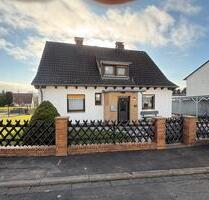 Haus Verkauf - 245.000,00&nbsp;EUR Kaufpreis, ca.&nbsp; 132,00&nbsp;m&sup2; in Herleshausen (PLZ: 37293)