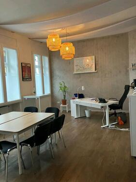 Foto - Gewerbeeinheit zur Vermietung in NR Stadt