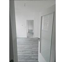 Neu renovierte Flügelwohnung in Krefeld ab sofort zu vermieten