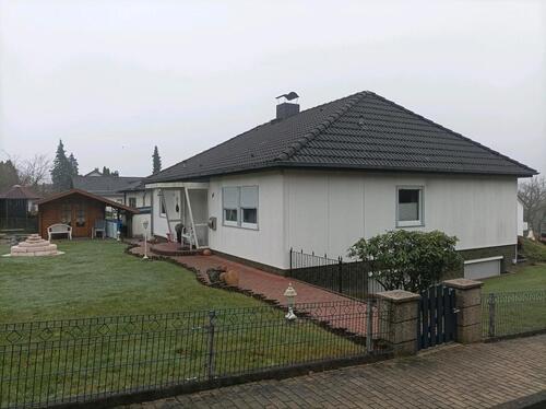 Foto - 6 Zimmer Bungalow zum Kaufen in Borken (Hessen)