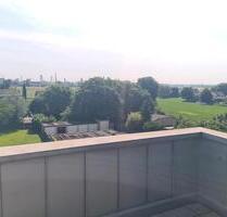 Dachgeschosswohnung mit Terasse - Oberhausen Schmachtendorf