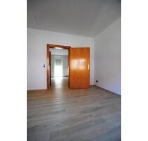 Moderne Erdgeschosswohnung mit Einbauküche - Contwig