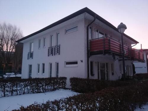Foto - 2-Raumwohnung an der Saale - 335,00&nbsp;EUR Kaltmiete, ca.&nbsp; 48,00&nbsp;m&sup2;