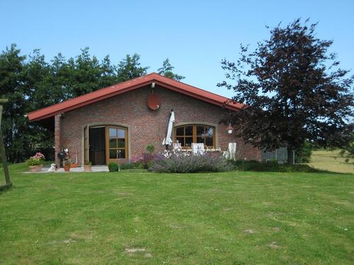 Foto - Einfamilienhaus in Alleinlage am Nordseedeich
